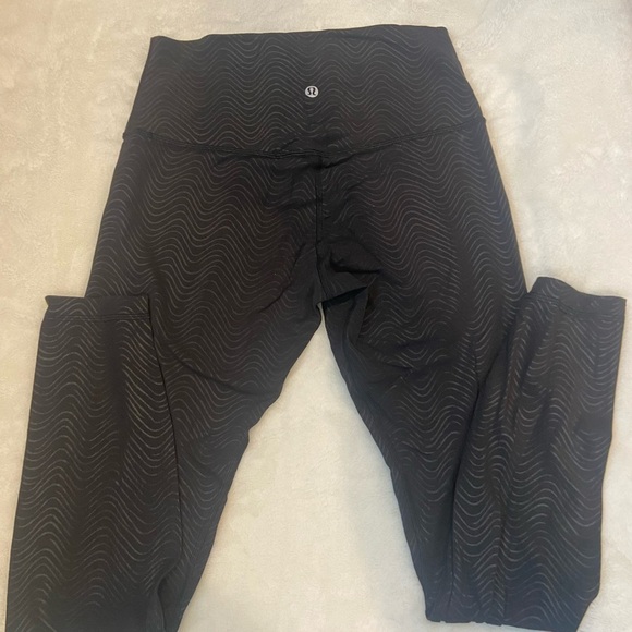 Lululemon align pant size 8 28 length - Picture 3 of 4